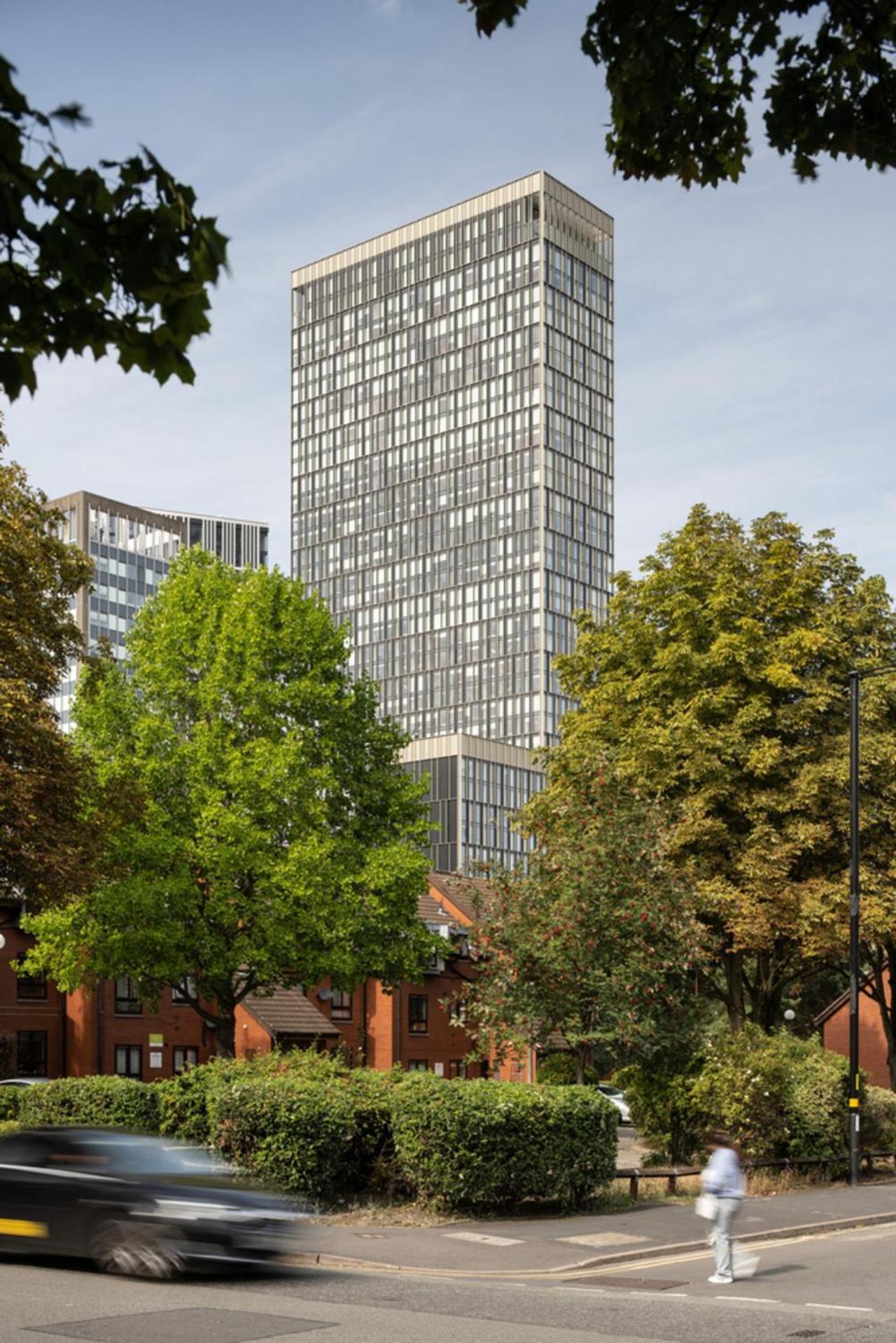Mercian Luxury Serviced Apartments- Birmingham City Centre - Your Perfect Stay - Gym Rooftop Terrace Cinema Room 외부 사진