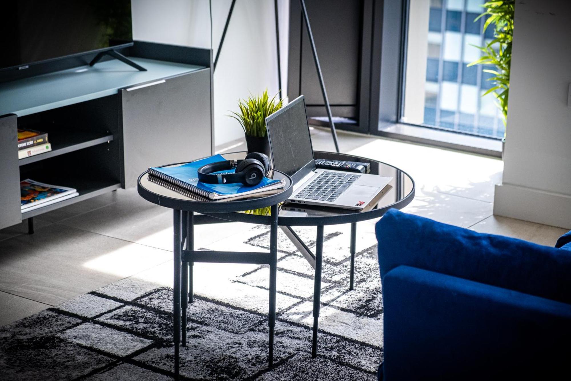 Mercian Luxury Serviced Apartments- Birmingham City Centre - Your Perfect Stay - Gym Rooftop Terrace Cinema Room 외부 사진